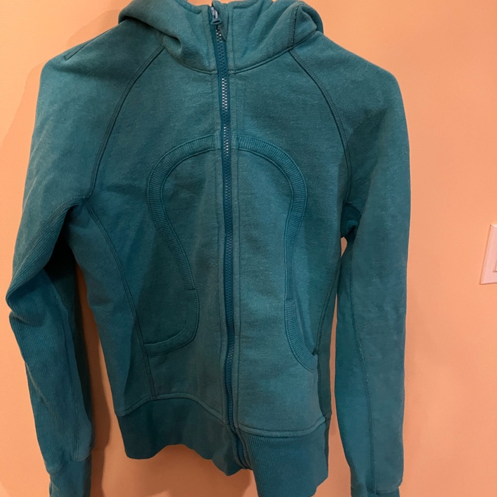 Lululemon Vintage Blue Scuba Hoodie size 6